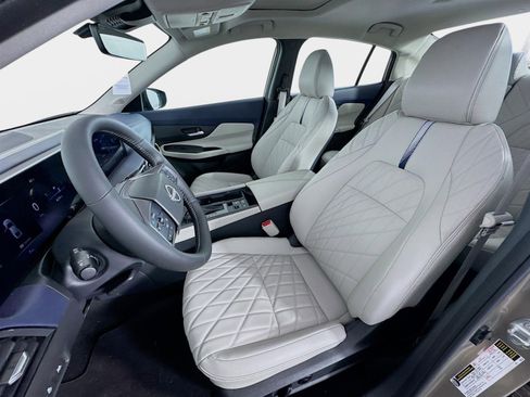 New 2026 Nissan Sentra SL w/ Floor Mat Package FWD image 11