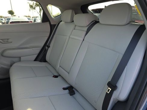 Certified 2024 Hyundai Kona SEL w/ Convenience Package image 7