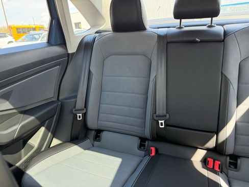 New 2026 Volkswagen Jetta SE FWD image 13