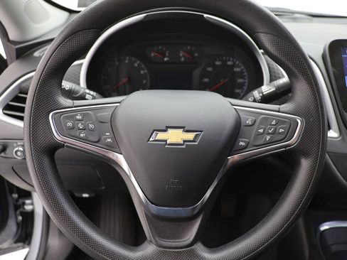 Used 2024 Chevrolet Malibu LT image 17