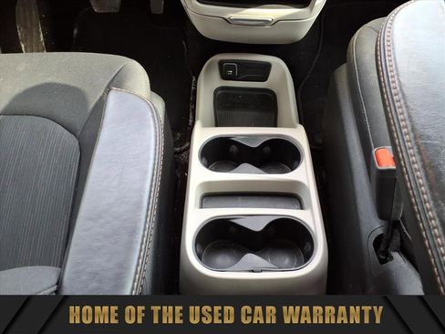 Used 2019 Chrysler Pacifica LX image 26