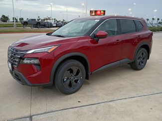 New 2026 Nissan Rogue SV FWD 360° Tour