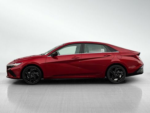 New 2026 Hyundai Elantra SEL Sport Premium FWD image 4