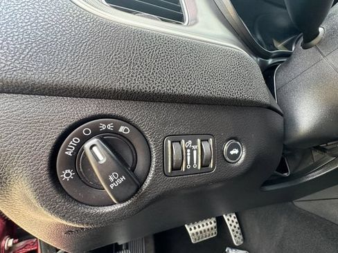 Used 2020 Dodge Charger Scat Pack RWD image 6