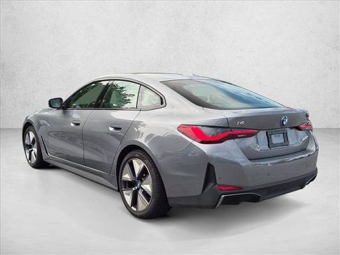 Used 2023 BMW i4 eDrive35 RWD image 7