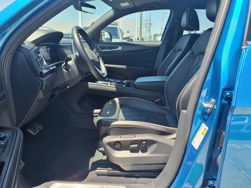 Used 2024 Volkswagen Atlas Cross Sport SEL Premium R-Line AWD/4WD image 13