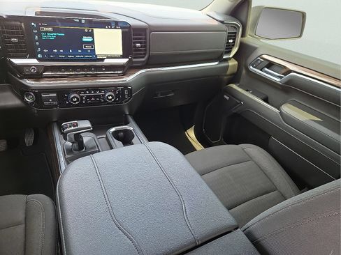 Used 2024 Chevrolet Silverado 1500 RST w/ Convenience Package II AWD/4WD image 12