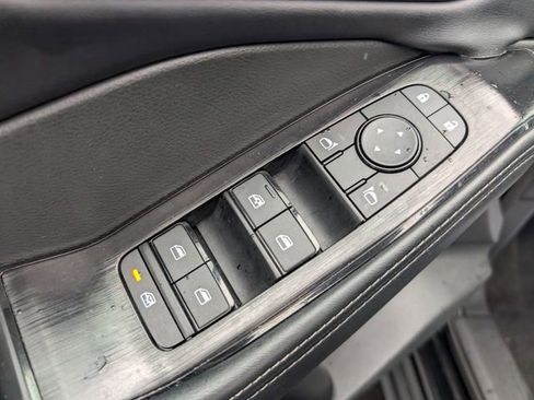 Certified 2026 Nissan Rogue SV AWD/4WD image 15