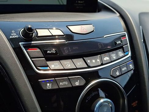 Certified 2024 Acura RDX SH-AWD w/ Advance Package image 17