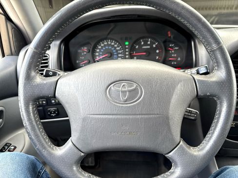 Used 1998 Toyota Land Cruiser image 28