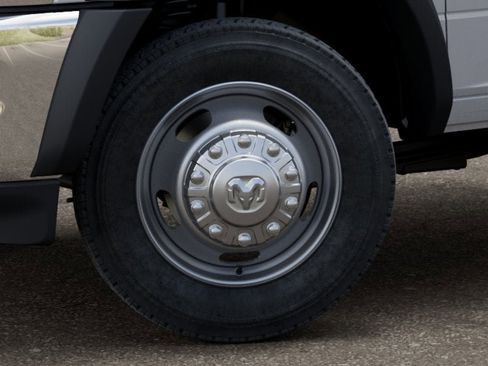 New 2025 RAM 5500 Tradesman AWD/4WD image 8