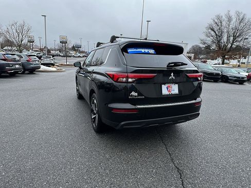 Used 2022 Mitsubishi Outlander ES image 6