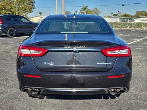 Used 2018 Maserati Quattroporte S GranLusso image 5