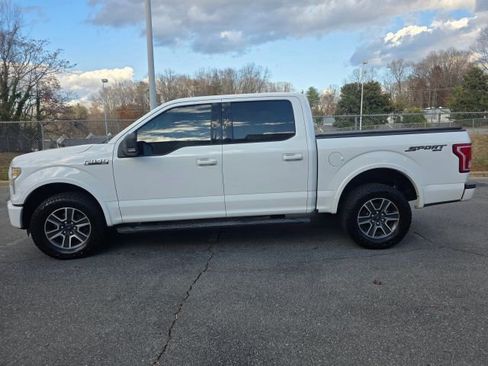 Used 2015 Ford F150 XLT w/ Equipment Group 302A Luxury image 8