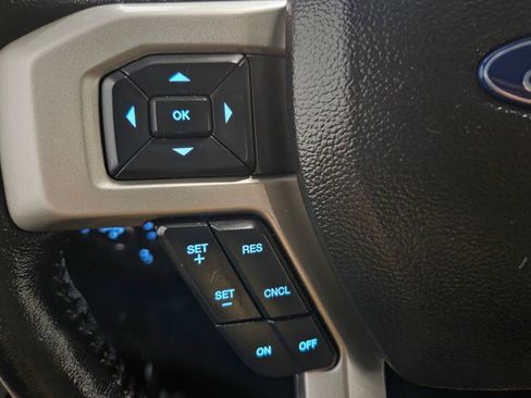 Used 2020 Ford F350 Lariat w/ Lariat Value Package AWD/4WD image 47