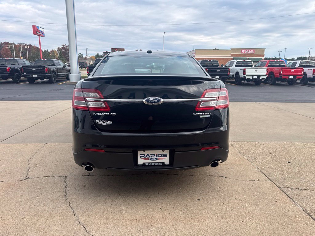 Used 2018 Ford Taurus Limited AWD/4WD image 6