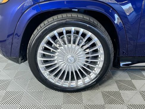 New 2026 Mercedes-Benz Maybach GLS 600 4MATIC image 32