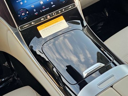 Certified 2026 Mercedes-Benz GLC 300 4MATIC image 33