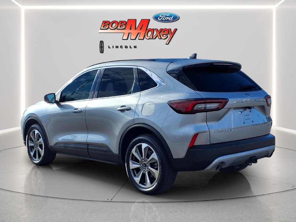 Used 2024 Ford Escape Platinum w/ Class II Trailer Tow Package AWD/4WD image 7