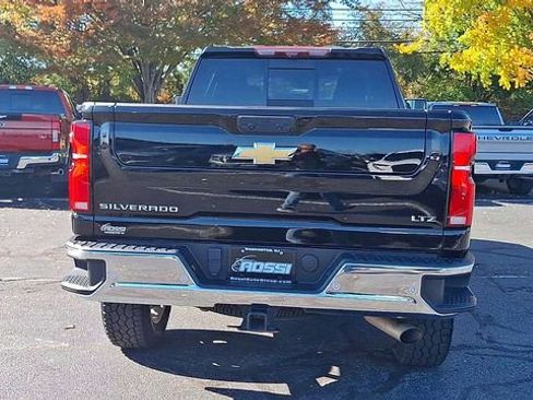 Certified 2024 Chevrolet Silverado 2500 LTZ w/ LTZ Premium Package image 7