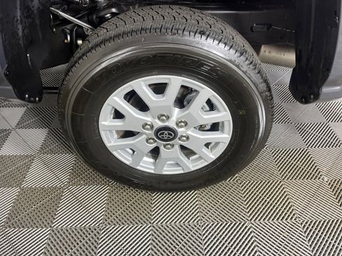 Certified 2025 Toyota Tacoma SR5 image 25