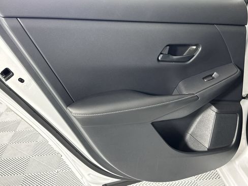 Certified 2025 Nissan Sentra S FWD image 29