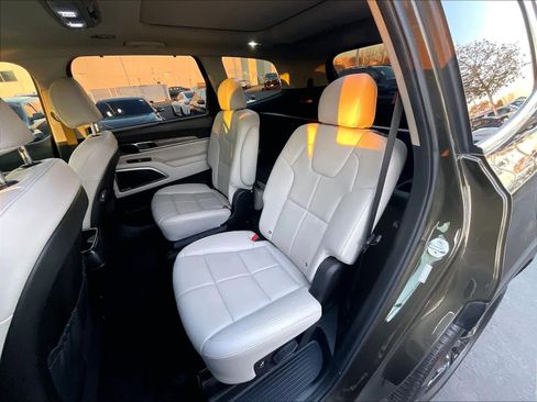 Used 2020 Kia Telluride SX image 27