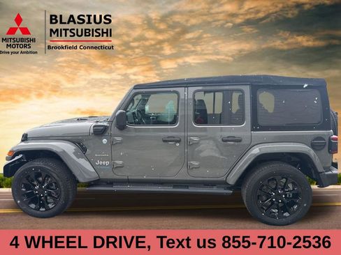 Used 2021 Jeep Wrangler Unlimited Sahara w/ Cold Weather Group image 4