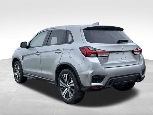 Used 2025 Mitsubishi Outlander Sport SE AWD/4WD image 4
