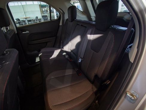 Used 2017 Chevrolet Equinox LS image 16