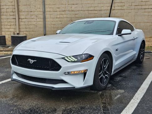 Used 2023 Ford Mustang GT RWD image 2