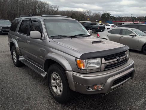 Used 2002 Toyota 4Runner SR5 image 1
