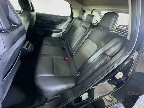 Used 2023 Nissan Ariya FWD image 27
