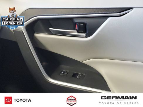 Used 2025 Toyota RAV4 XLE Premium FWD image 28