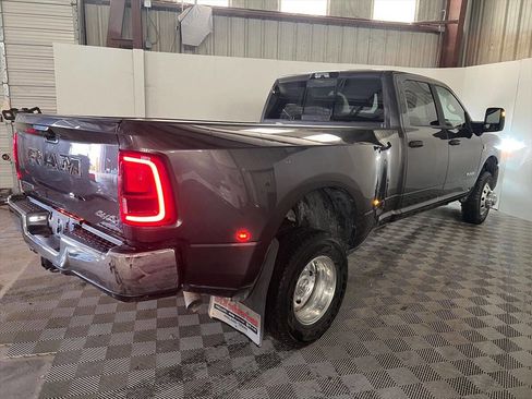 Used 2025 RAM 3500 Big Horn AWD/4WD image 5