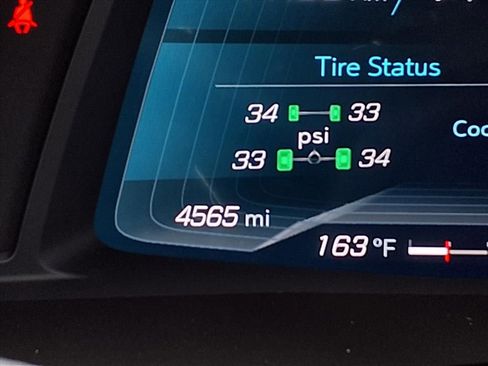 Used 2024 Chevrolet Corvette Stingray Premium Cpe w/ Z51 Performance Package image 26