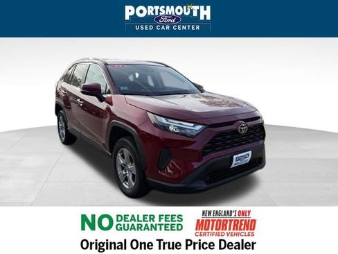 Used 2023 Toyota RAV4 XLE image 1
