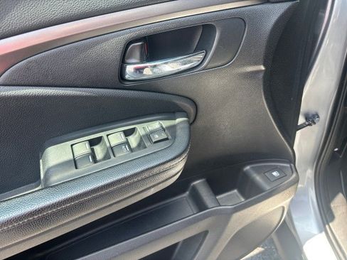 Used 2018 Honda Ridgeline RTL-T image 11