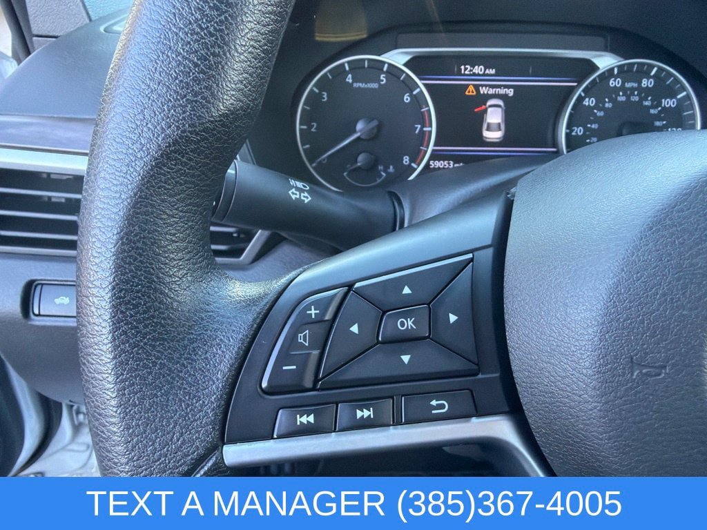 Used 2024 Nissan Altima 2.5 SV FWD image 24