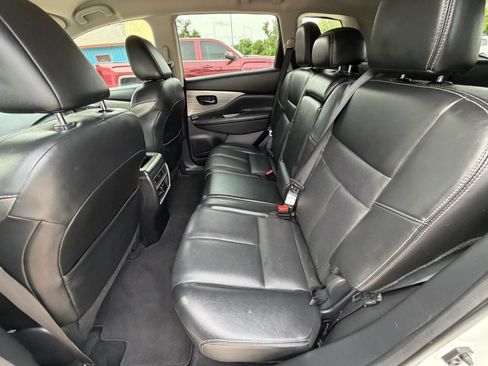 Used 2018 Nissan Murano SL w/ Midnight Edition Package FWD image 17