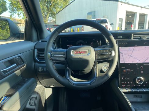 New 2026 GMC Terrain AT4 w/ Convenience Package III AWD/4WD image 13