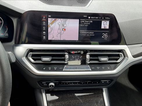 Used 2019 BMW 330i xDrive Sedan w/ Driving Assistance Package AWD/4WD image 15