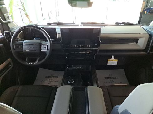 New 2026 GMC Hummer EV SUV image 30