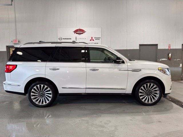Used 2019 Lincoln Navigator Reserve w/ Cargo Package AWD/4WD image 4