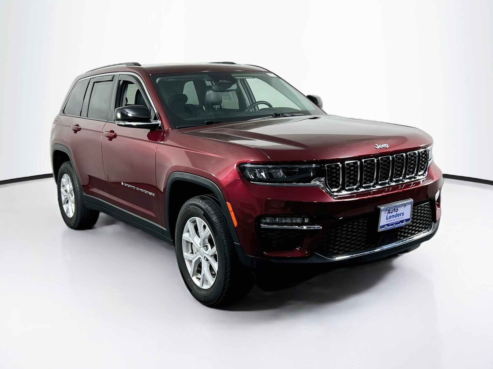 Used 2023 Jeep Grand Cherokee Limited AWD/4WD image 3
