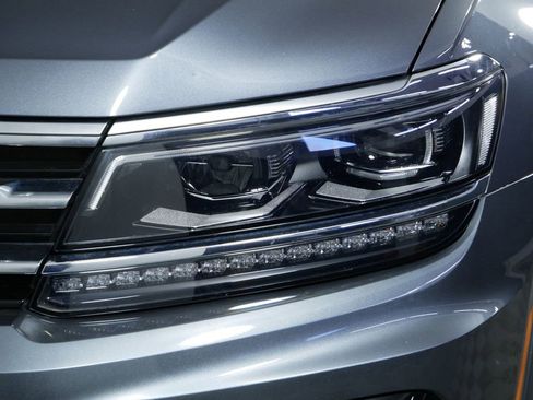 Used 2021 Volkswagen Tiguan SEL Premium R-Line image 14