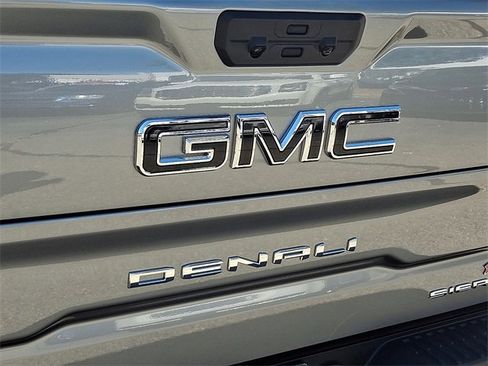 Used 2026 GMC Sierra 1500 Denali image 34