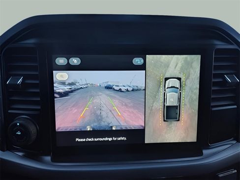 New 2025 Ford F150 Lightning XLT image 36