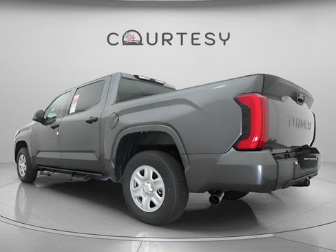 New 2026 Toyota Tundra SR image 9