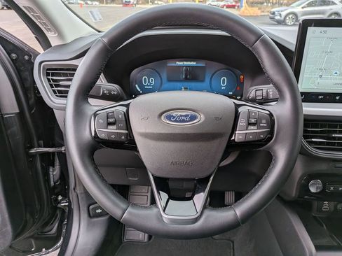Used 2024 Ford Escape Platinum AWD/4WD image 17